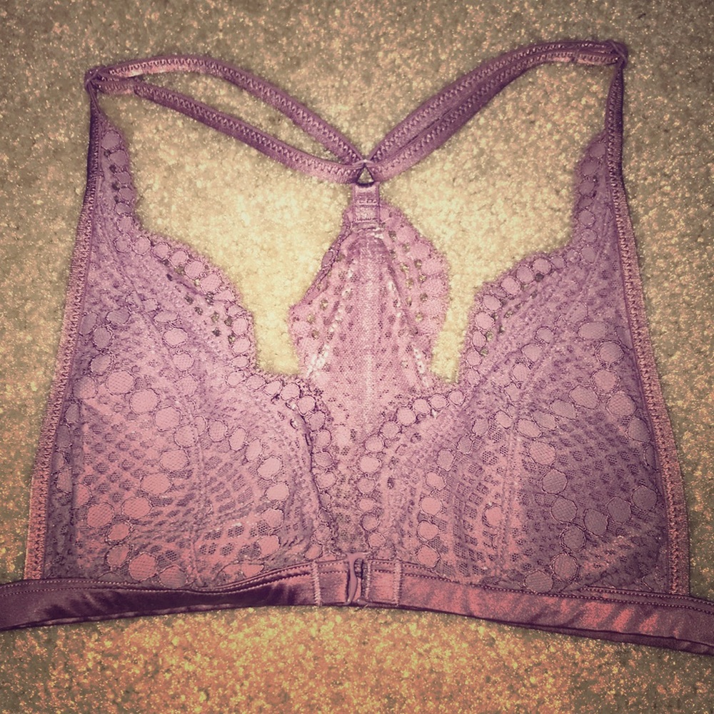 victoria’s secret pink bralette